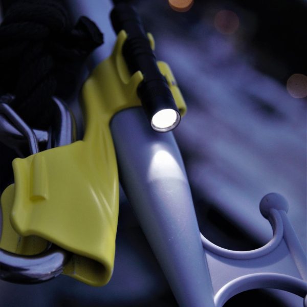 Hooklinker incl. snap hook and LED Flashlight​ - Image 8